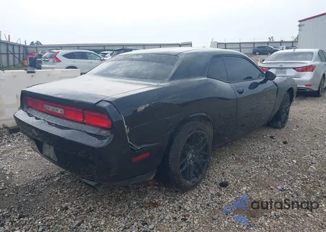 2011 Dodge Challenger из США, поврежденный, VIN 2B3CJ4DG4BH518038